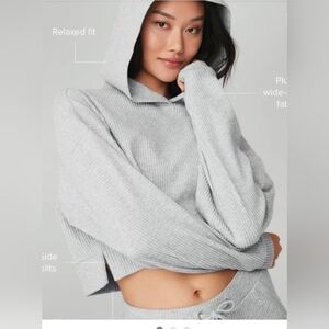 Alo Yoga Muse Hooded Sweatshirt Ribbed Cropped Hoodie Heather Gray XS